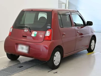 Daihatsu Esse