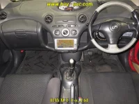 Toyota VITZ лот № 10013 оценка 3  с аукциона в Японии 5