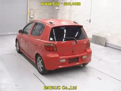 Toyota VITZ  с аукциона в Японии