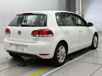 Volkswagen GOLF лот № 38073 оценка 4  с аукциона в Японии 1