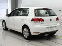 Volkswagen GOLF лот № 38073 оценка 4  с аукциона в Японии 5