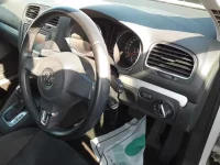 Volkswagen GOLF лот № 38073 оценка 4  с аукциона в Японии 8