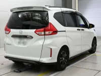 Honda FREED лот № 33057 оценка 4.5  с аукциона в Японии 1