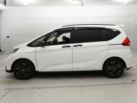 Honda FREED лот № 33057 оценка 4.5  с аукциона в Японии 3