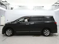 Nissan ELGRAND лот № 10084 оценка 3.5  с аукциона в Японии 3