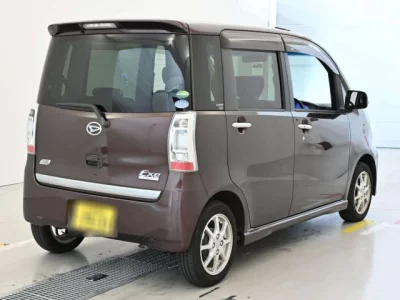 Daihatsu TANTO EXE