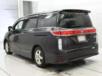 Nissan ELGRAND лот № 10089 оценка 4  с аукциона в Японии 5