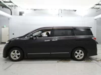 Nissan ELGRAND лот № 10089 оценка 4  с аукциона в Японии 3