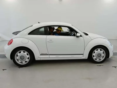 Volkswagen THE BEETLE