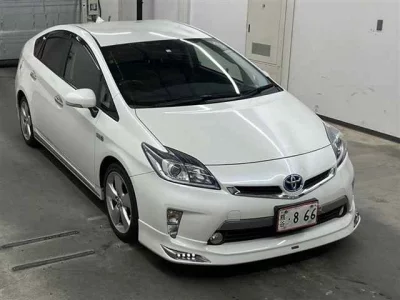 Toyota PRIUS PHV
