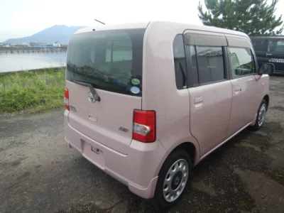 Toyota PIXIS SPACE