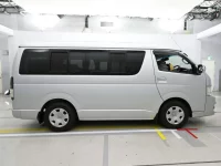 Toyota HIACE лот № 36089 оценка 4.5  с аукциона в Японии 2