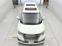 Nissan ELGRAND лот № 36096 оценка 4  с аукциона в Японии 6
