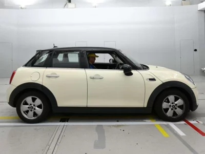 BMW MINI  с аукциона в Японии