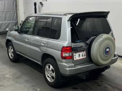 Mitsubishi PAJERO IO