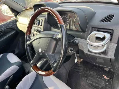 Mitsubishi PAJERO IO