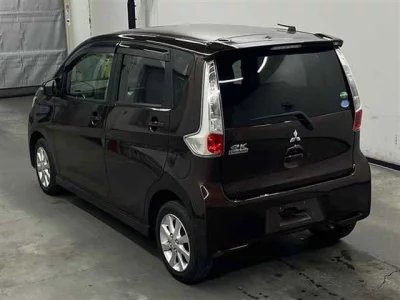 Mitsubishi EK CUSTOM