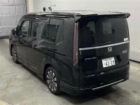 Honda STEP WAGON лот № 30075 оценка 4.5  с аукциона в Японии 1