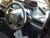 Toyota PRIUS лот № 36110 оценка 4  с аукциона в Японии 8