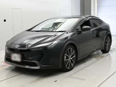 Toyota PRIUS  с аукциона в Японии