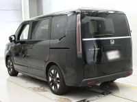Honda STEP WAGON лот № 33099 оценка 4.5  с аукциона в Японии 5