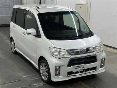 Daihatsu TANTO EXE