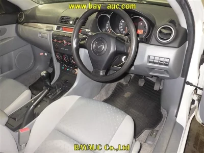 Mazda AXELA  с аукциона в Японии