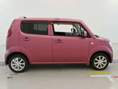 Suzuki MRWAGON