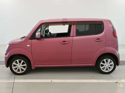 Suzuki MRWAGON
