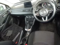 Mazda DEMIO лот № 8073 оценка R  с аукциона в Японии 2