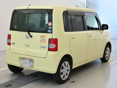 Daihatsu MOVE CONTE