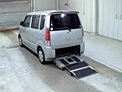 Suzuki WAGON R  с аукциона в Японии