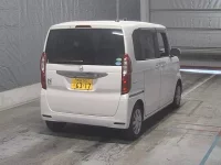 Honda N BOX лот № 33 оценка 3.5  с аукциона в Японии 1