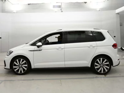 Volkswagen GOLF TOURAN