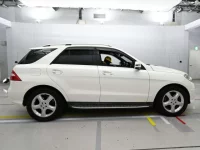 Mercedes-Benz ML CLASS лот № 38182 оценка 3.5  с аукциона в Японии 4