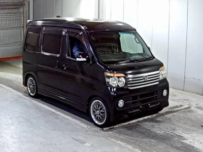 Daihatsu Atrai Wagon