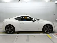 Toyota 86 лот № 30002 оценка 4  с аукциона в Японии 2