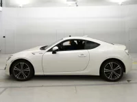 Toyota 86 лот № 30002 оценка 4  с аукциона в Японии 3