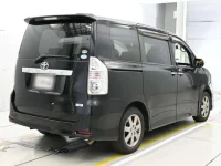 Toyota VOXY лот № 30005 оценка R  с аукциона в Японии 1