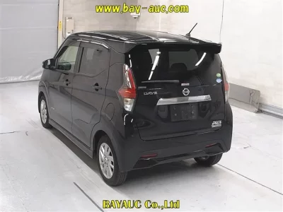 Nissan DAYZ  с аукциона в Японии