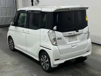 Mitsubishi EK SPACE