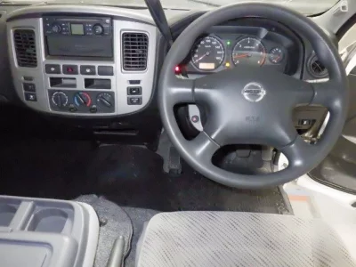 Nissan CARAVAN BUS
