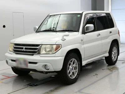 Mitsubishi PAJERO IO