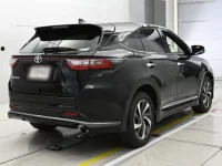 Toyota HARRIER лот № 33147 оценка 4.5  с аукциона в Японии 1