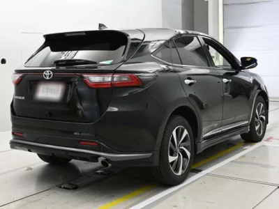 Toyota HARRIER  с аукциона в Японии