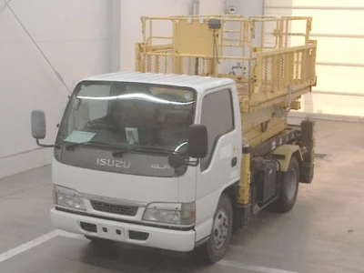 Isuzu ELF  с аукциона в Японии