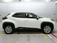 Toyota YARIS CROSS лот № 30019 оценка 3.5  с аукциона в Японии 2