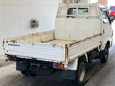 Nissan VANETTE TRUCK