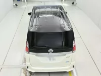 Nissan SERENA лот № 30024 оценка 4.5  с аукциона в Японии 7