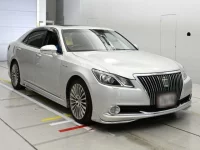 Toyota CROWN лот № 30025 оценка 3.5  с аукциона в Японии 4
